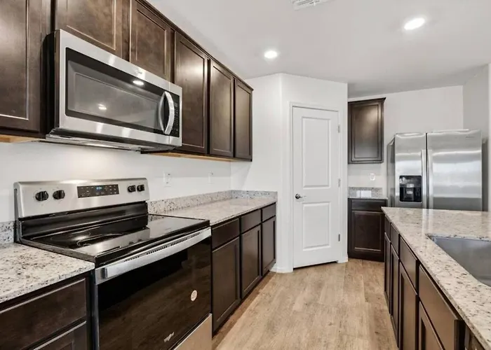 Spacious 4br With Great Wifi Full Kitchen And Easy Access To Local Attractions Holiday home Buckeye